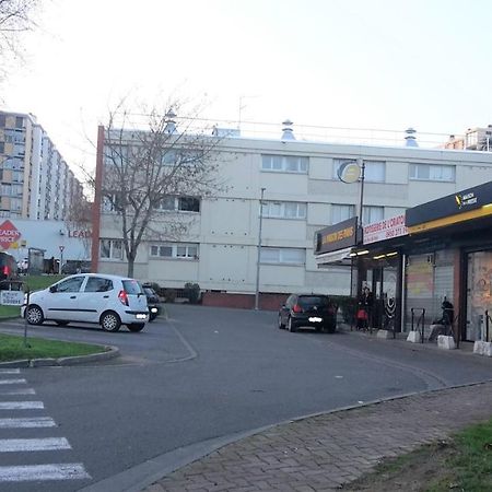 Chambre 1 Personne Et Studio 1 Personne Avec Entree Libre Et Salle De Bain Privee Colomiers Luaran gambar