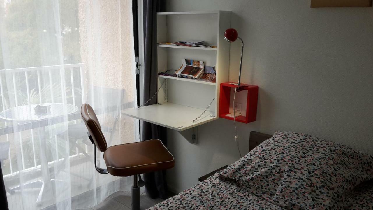 Chambre 1 Personne Et Studio 1 Personne Avec Entree Libre Et Salle De Bain Privee Hotel Colomiers Luaran gambar